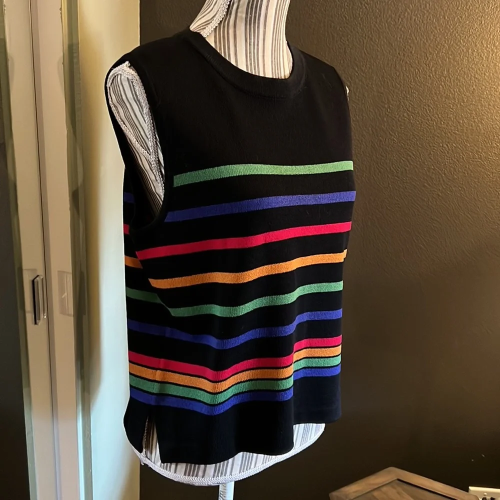 🛑 1 hour sale. St John, sleeveless sweater top, stripes, medium, elegant - Picture 2 of 10